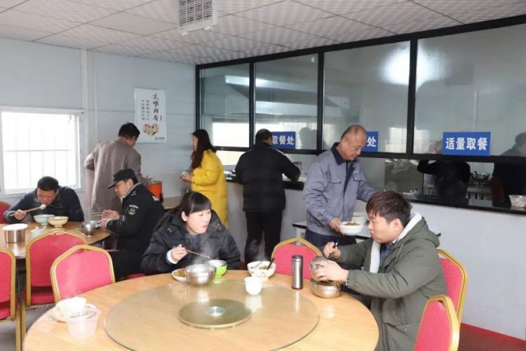 留守在崗 這個(gè)春節(jié)我們?cè)谖飨绦聟^(qū)空港過(guò)！