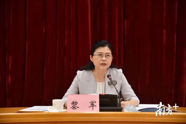 罕見！岳陽籍一女副市長正廳級！